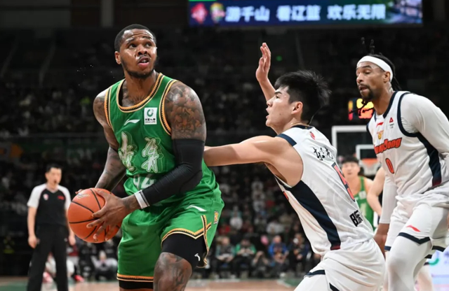 CBA最新消息！曝辽宁男篮裁掉亨特，北京首钢主力外援受伤